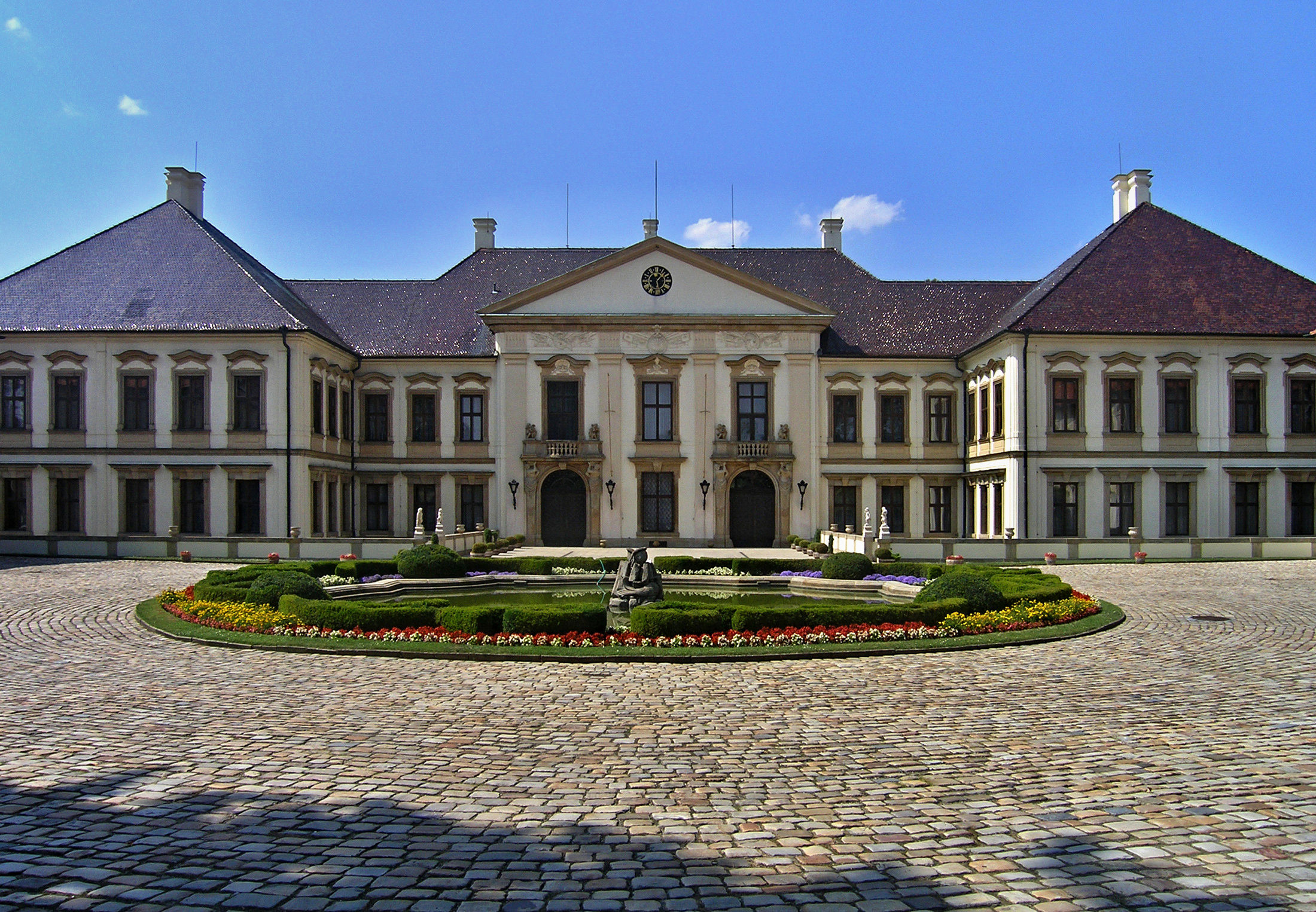 Zámek Koloděje